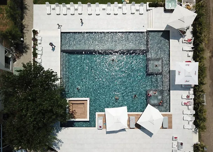 Hotel Bora Bora Velipoja